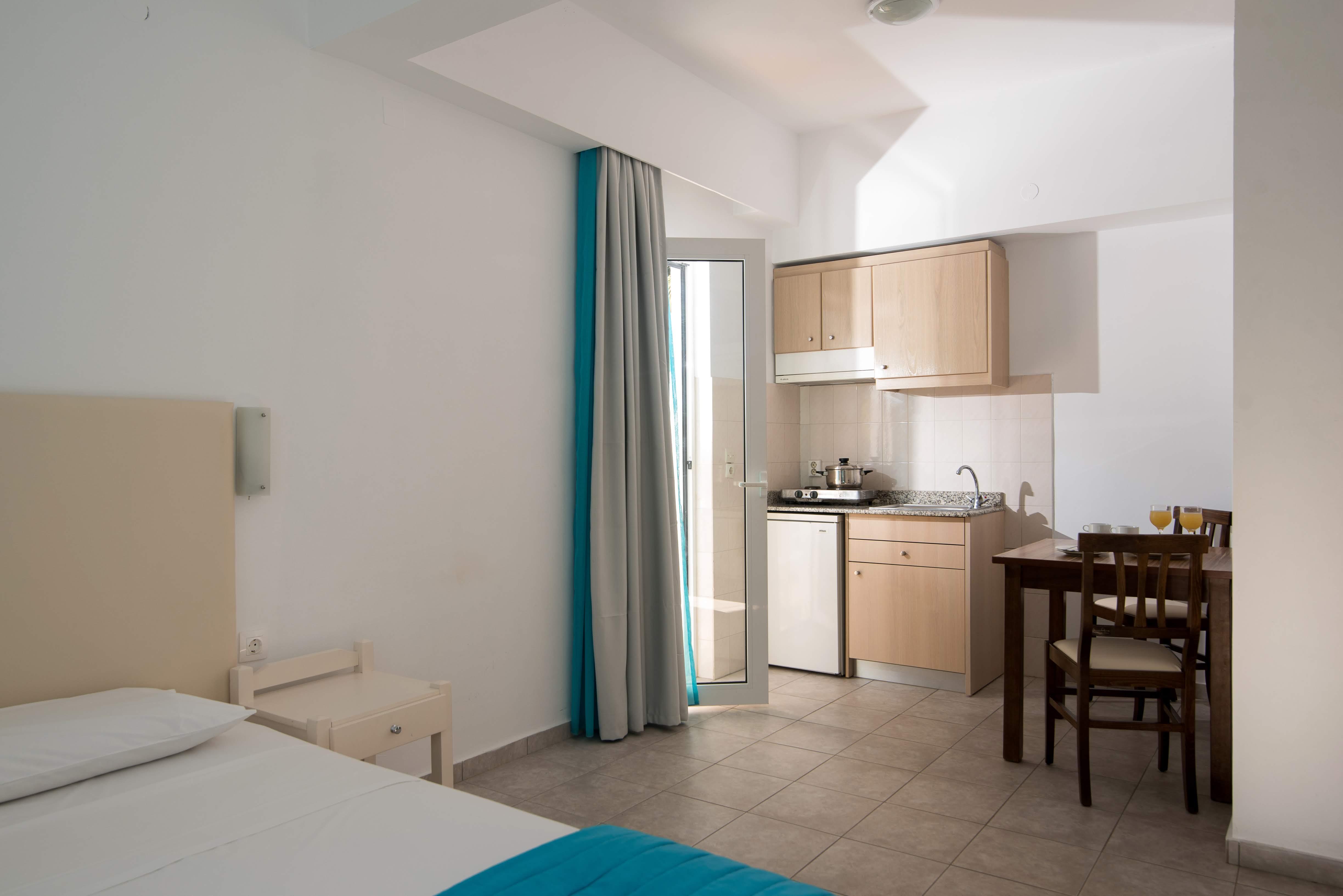 Ibiscus Hotel Malia Eksteriør billede