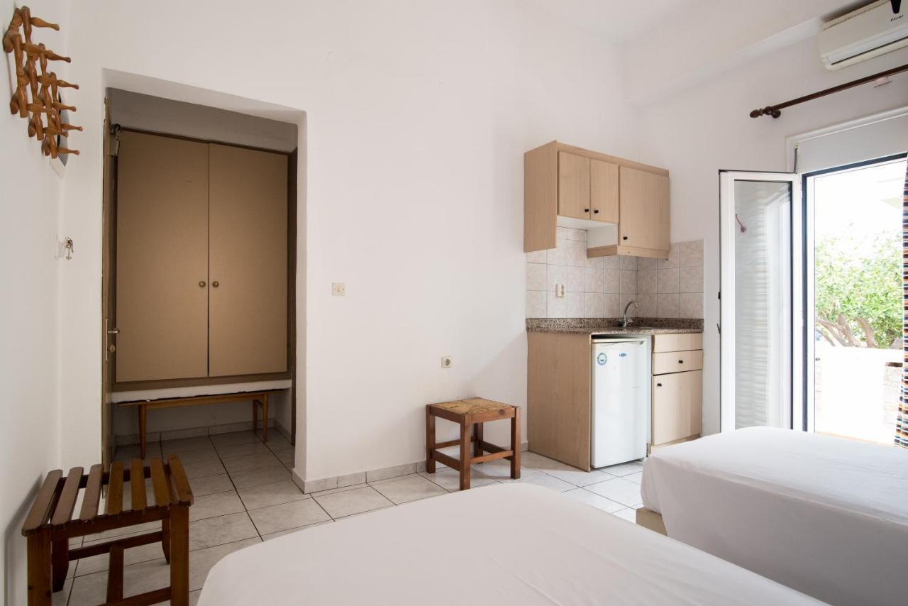 Ibiscus Hotel Malia Eksteriør billede